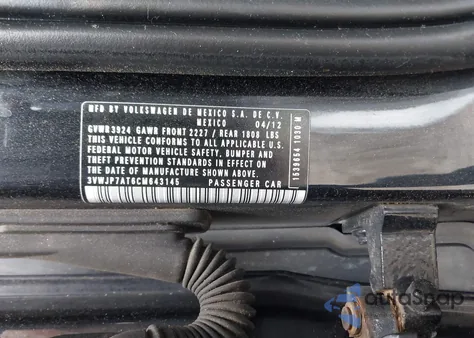 2012 Volkswagen Beetle 2.5L z USA, uszkodzony, nr VIN 3VWJP7AT6CM643145